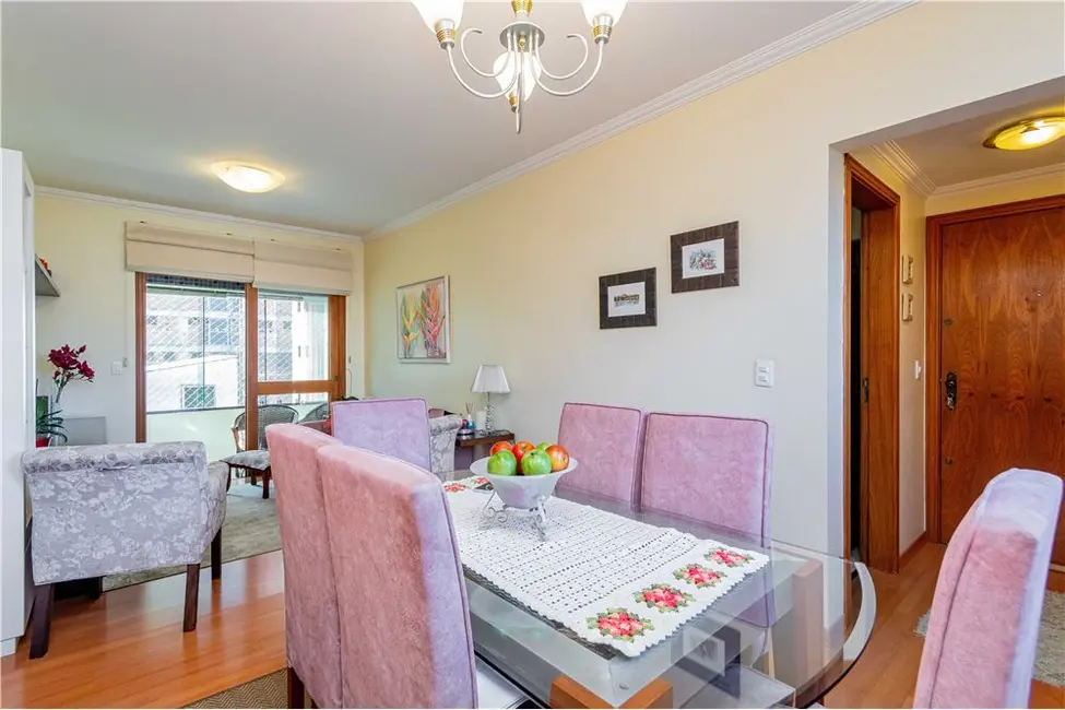 Apartamento com 2 quartos à venda, 82m2 em Menino Deus, Porto Alegre - RS - imagem 4 Foto 4 de Apartamento com 2 quartos à venda, 82m2 em Menino Deus, Porto Alegre - RS