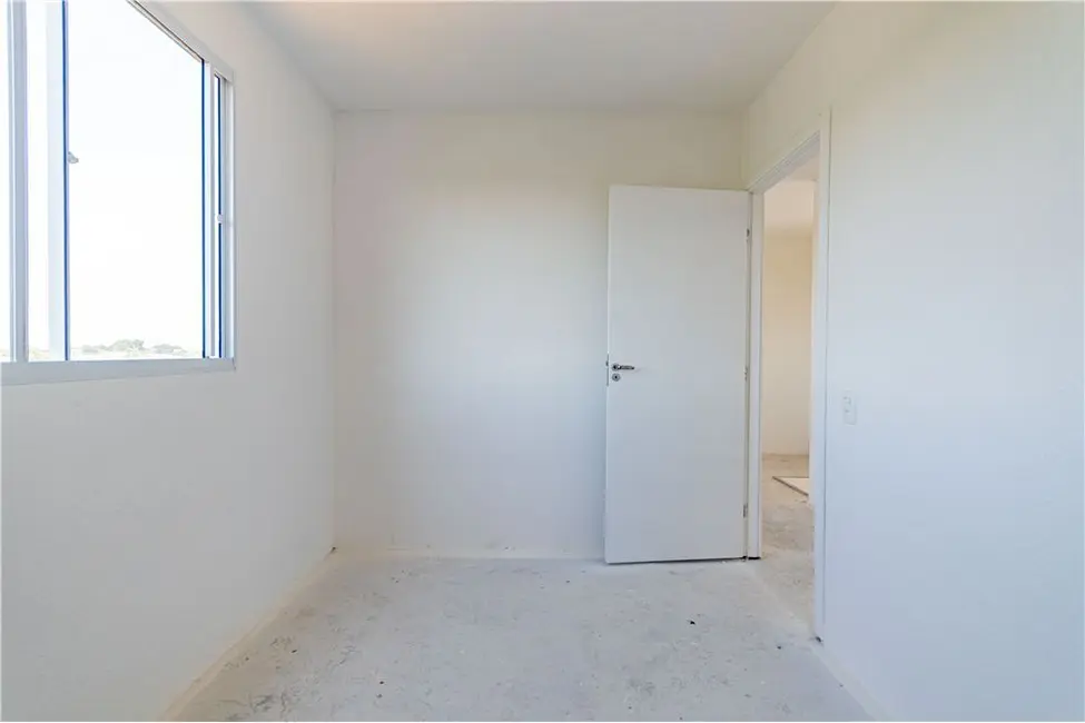 Apartamento com 2 quartos à venda, 42m2 em Rio Branco, Canoas - RS - imagem 9 Foto 9 de Apartamento com 2 quartos à venda, 42m2 em Rio Branco, Canoas - RS