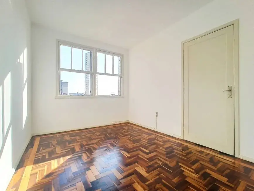 Apartamento com 1 quarto à venda, 40m2 em Centro Histórico, Porto Alegre - RS - imagem 4 Foto 4 de Apartamento com 1 quarto à venda, 40m2 em Centro Histórico, Porto Alegre - RS