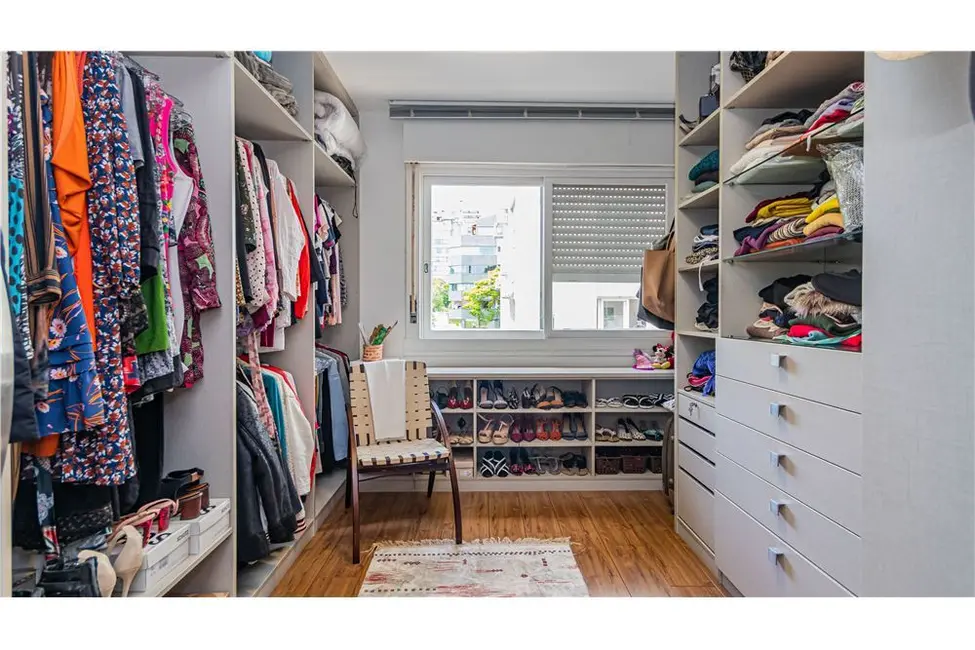 Foto 7 de Apartamento com 3 quartos à venda, 270m2 em Petrópolis, Porto Alegre - RS