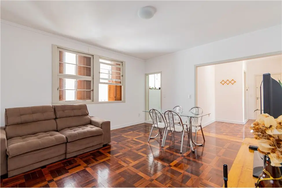 Apartamento com 3 quartos à venda, 123m2 em Independência, Porto Alegre - RS - imagem 2 Foto 2 de Apartamento com 3 quartos à venda, 123m2 em Independência, Porto Alegre - RS