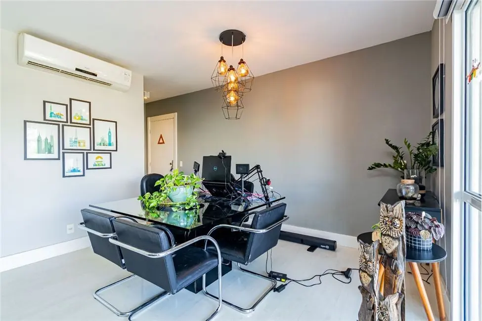 Apartamento com 3 quartos à venda, 125m2 em Jardim Europa, Porto Alegre - RS - imagem 4 Foto 4 de Apartamento com 3 quartos à venda, 125m2 em Jardim Europa, Porto Alegre - RS