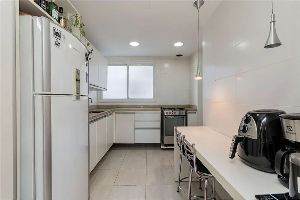 Apartamento com 3 quartos à venda, 125m2 em Jardim Europa, Porto Alegre - RS - imagem 3 Foto 3 de Apartamento com 3 quartos à venda, 125m2 em Jardim Europa, Porto Alegre - RS