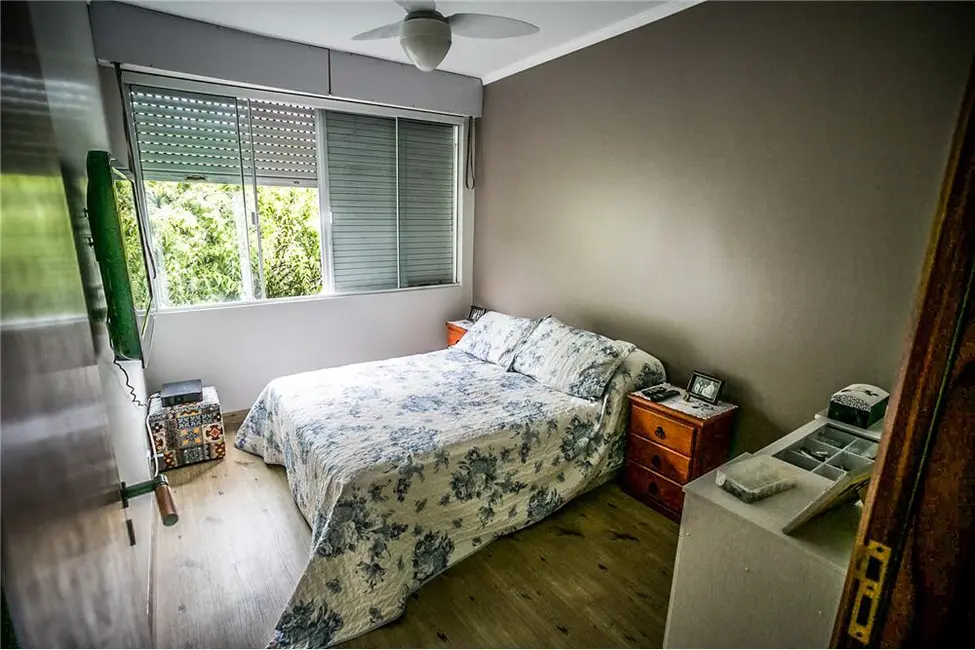 Apartamento com 3 quartos à venda, 140m2 em Jardim Botânico, Porto Alegre - RS - imagem 8 Foto 8 de Apartamento com 3 quartos à venda, 140m2 em Jardim Botânico, Porto Alegre - RS