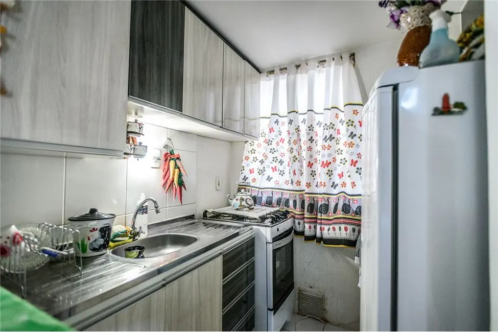 Apartamento com 2 quartos à venda, 38m2 em Jardim Leopoldina, Porto Alegre - RS - imagem 5 Foto 5 de Apartamento com 2 quartos à venda, 38m2 em Jardim Leopoldina, Porto Alegre - RS