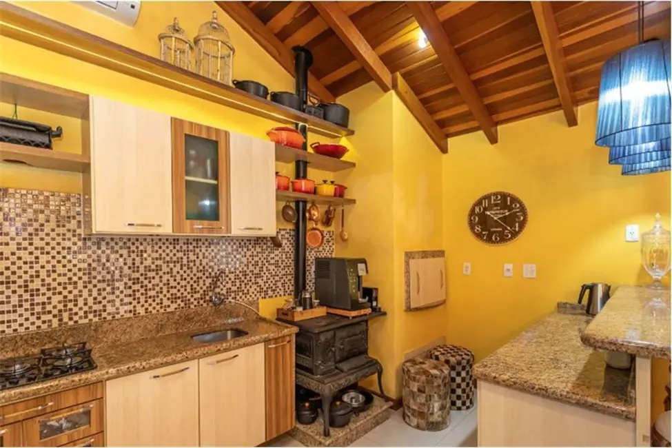 Apartamento com 3 quartos à venda, 266m2 em Porto Alegre - RS - imagem 7 Foto 7 de Apartamento com 3 quartos à venda, 266m2 em Porto Alegre - RS