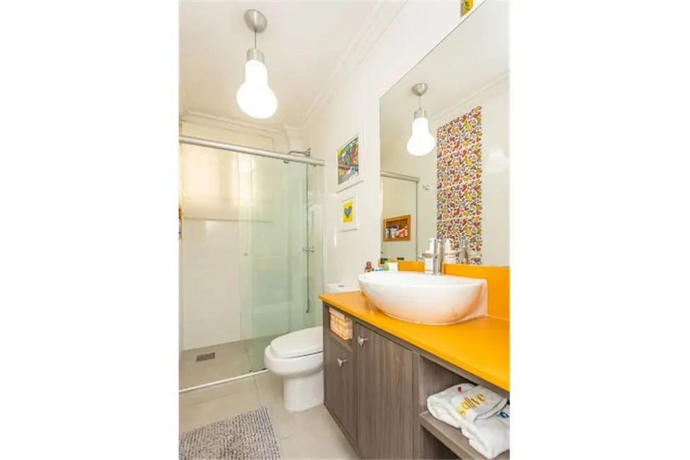 Apartamento com 3 quartos à venda, 266m2 em Porto Alegre - RS - imagem 4 Foto 4 de Apartamento com 3 quartos à venda, 266m2 em Porto Alegre - RS