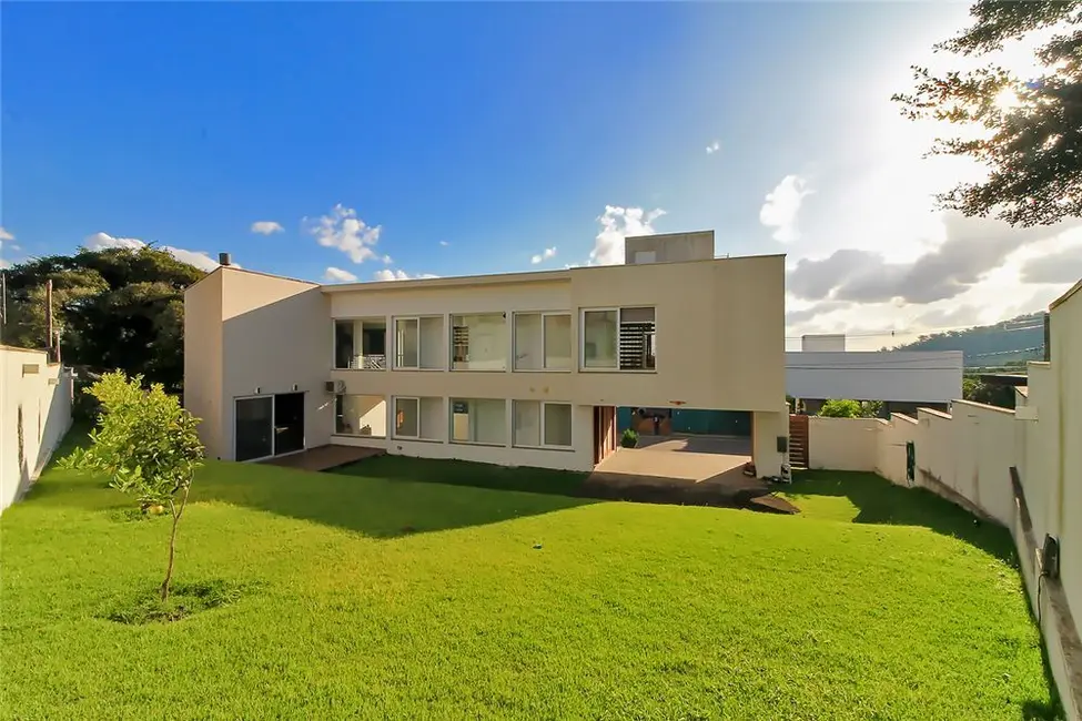 Foto 8 de Casa com 4 quartos à venda, 309m2 em Vila Nova, Porto Alegre - RS