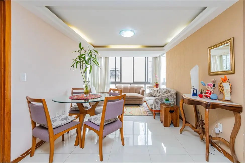 Foto 2 de Apartamento com 3 quartos à venda, 218m2 em Auxiliadora, Porto Alegre - RS