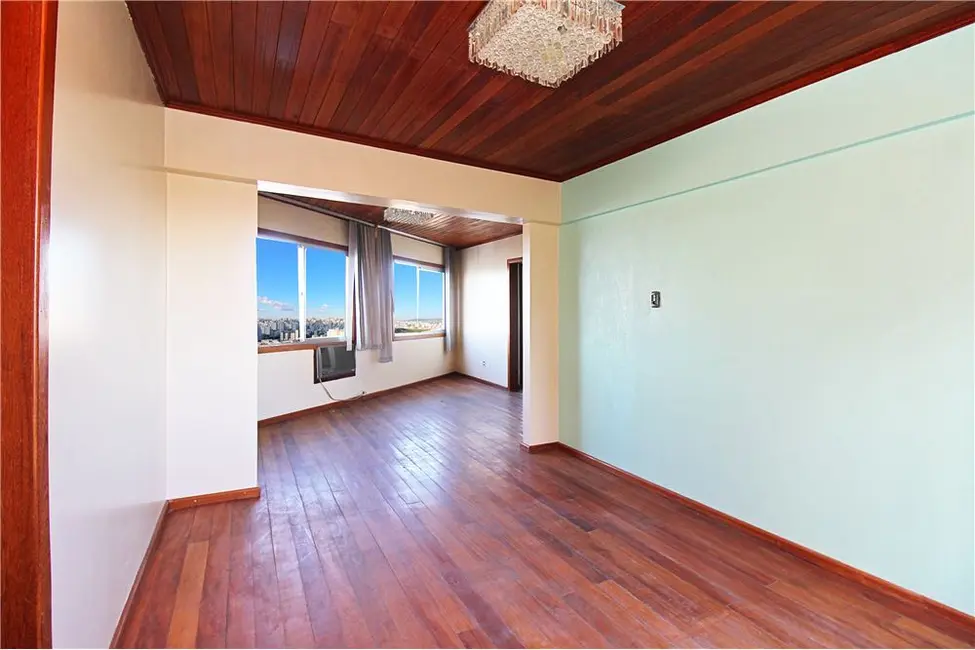 Apartamento com 2 quartos à venda, 63m2 em Centro Histórico, Porto Alegre - RS - imagem 4 Foto 4 de Apartamento com 2 quartos à venda, 63m2 em Centro Histórico, Porto Alegre - RS