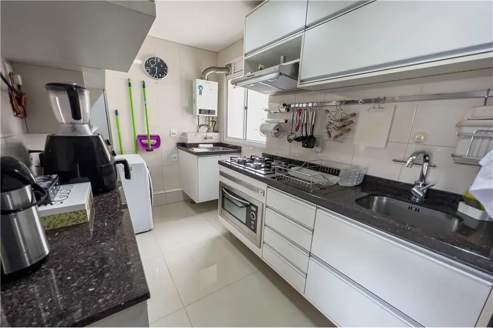 Foto 9 de Apartamento com 3 quartos à venda, 67m2 em Humaitá, Porto Alegre - RS