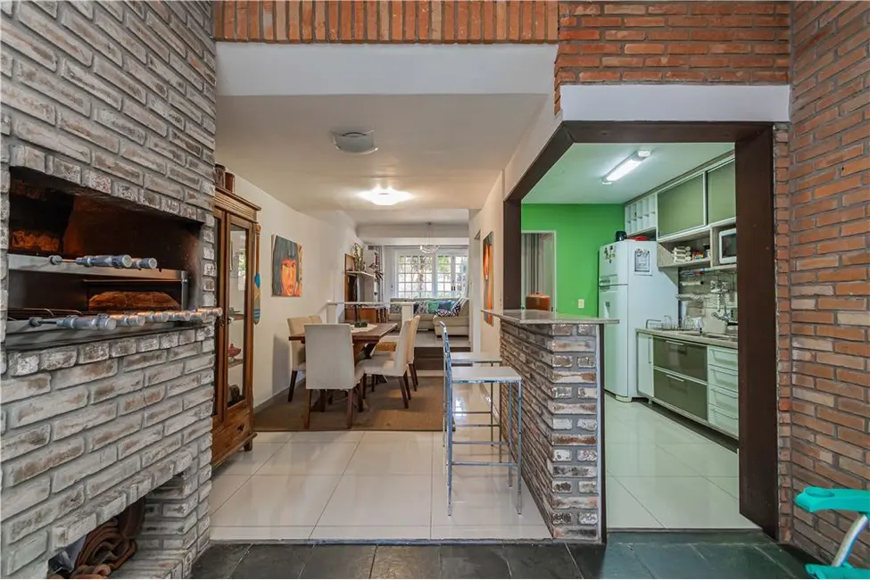 Foto 6 de Casa com 2 quartos à venda, 95m2 em Ipanema, Porto Alegre - RS