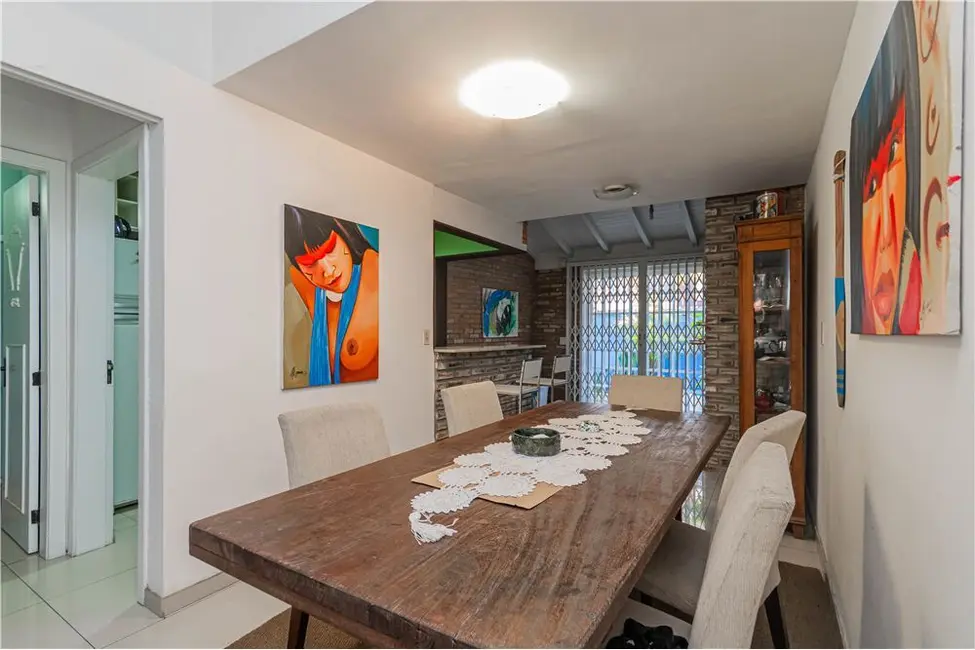 Foto 3 de Casa com 2 quartos à venda, 95m2 em Ipanema, Porto Alegre - RS