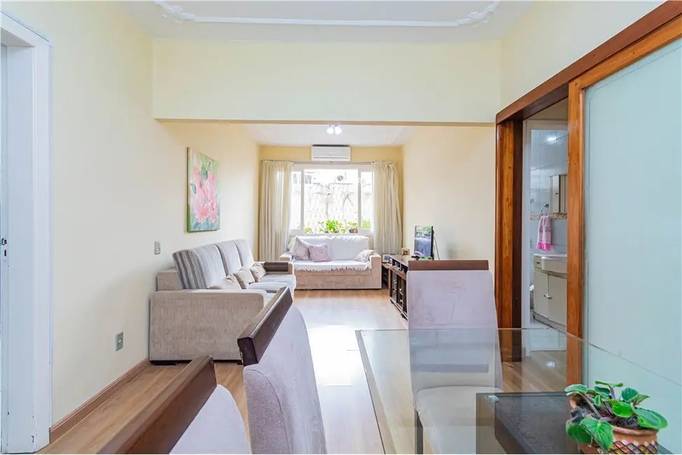 Apartamento com 2 quartos à venda, 73m2 em Menino Deus, Porto Alegre - RS - imagem 4 Foto 4 de Apartamento com 2 quartos à venda, 73m2 em Menino Deus, Porto Alegre - RS