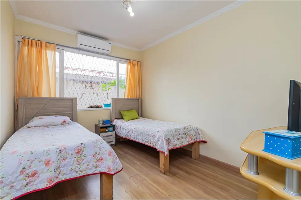 Apartamento com 2 quartos à venda, 73m2 em Menino Deus, Porto Alegre - RS - imagem 6 Foto 6 de Apartamento com 2 quartos à venda, 73m2 em Menino Deus, Porto Alegre - RS