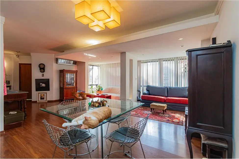 Foto 3 de Apartamento com 2 quartos à venda, 143m2 em Rio Branco, Porto Alegre - RS