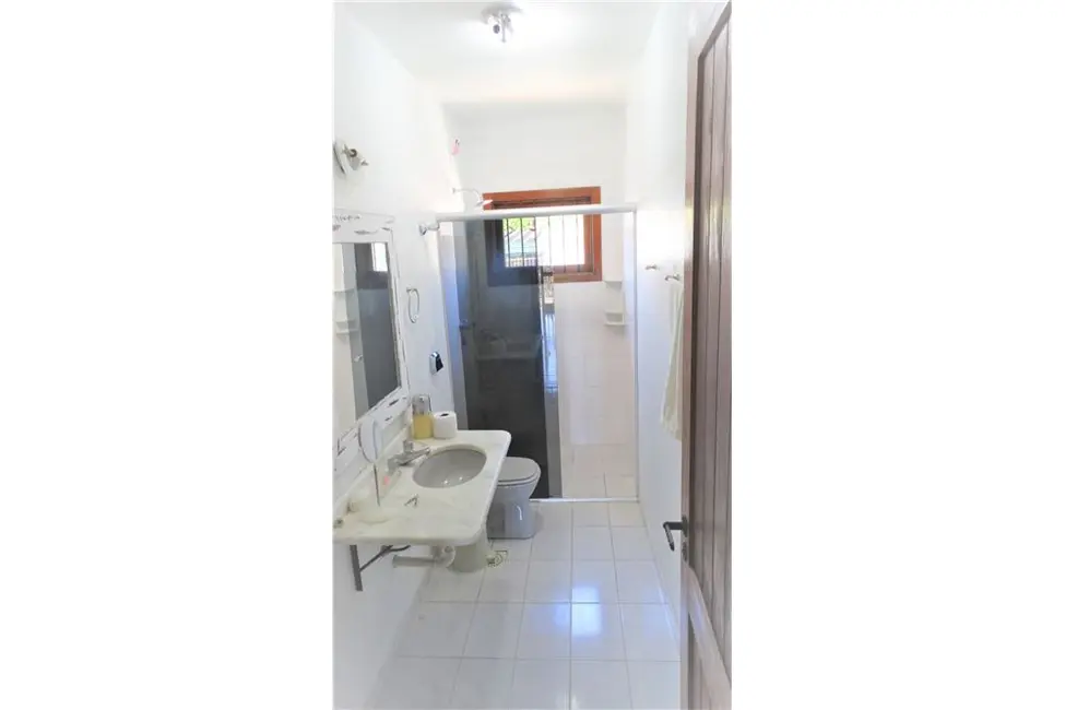 Casa à venda, 317m2 em Nonoai, Porto Alegre - RS - imagem 8 Foto 8 de Casa à venda, 317m2 em Nonoai, Porto Alegre - RS