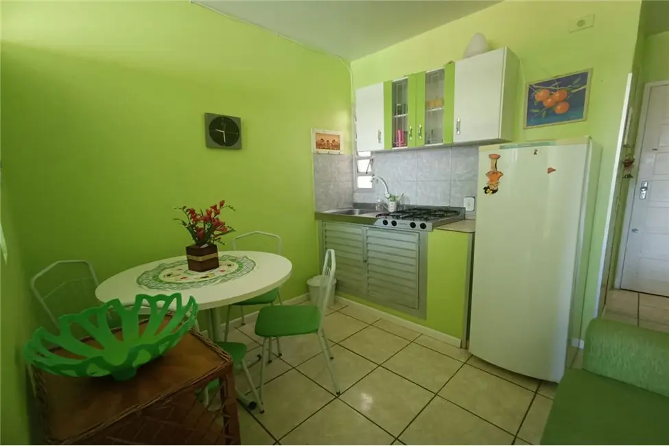 Apartamento com 1 quarto à venda, 25m2 em Centro, Tramandai - RS - imagem 5 Foto 5 de Apartamento com 1 quarto à venda, 25m2 em Centro, Tramandai - RS