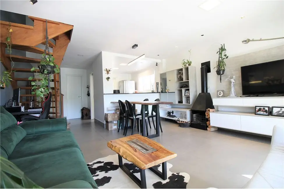 Casa com 3 quartos à venda, 112m2 em Agronomia, Porto Alegre - RS - imagem 4 Foto 4 de Casa com 3 quartos à venda, 112m2 em Agronomia, Porto Alegre - RS