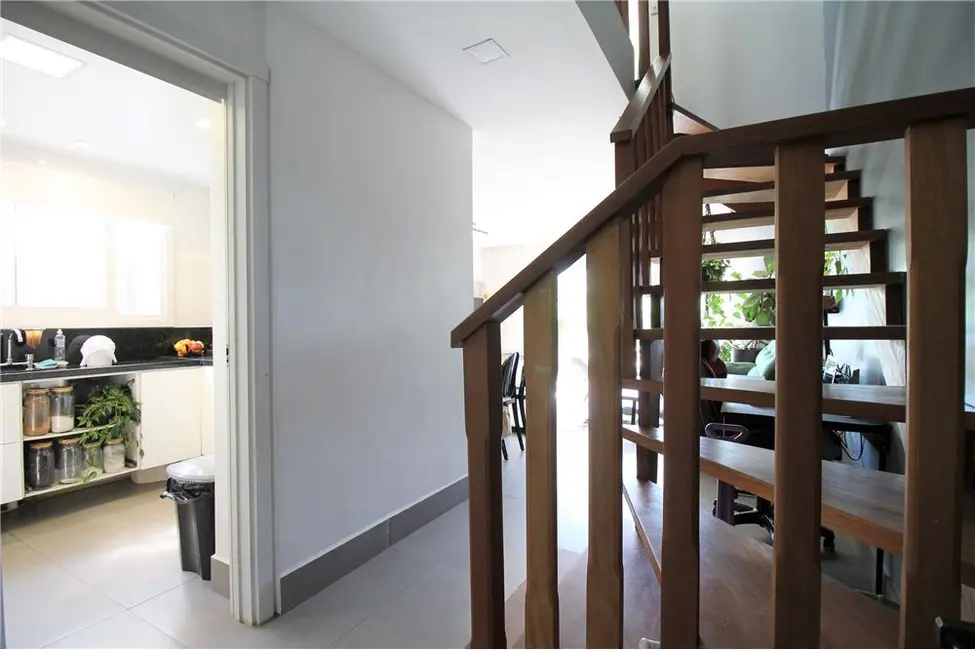 Casa com 3 quartos à venda, 112m2 em Agronomia, Porto Alegre - RS - imagem 9 Foto 9 de Casa com 3 quartos à venda, 112m2 em Agronomia, Porto Alegre - RS