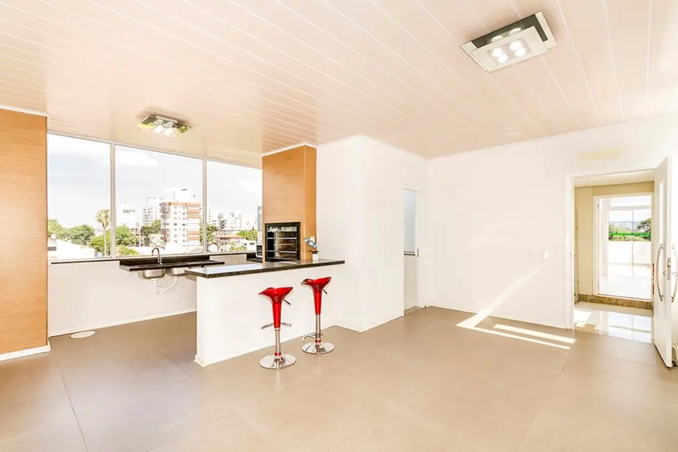 Foto 7 de Apartamento com 1 quarto à venda, 44m2 em Passo da Areia, Porto Alegre - RS