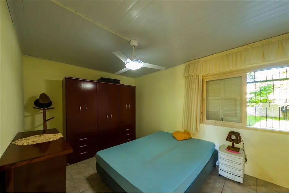 Foto 37 de Casa com 3 quartos à venda, 92m2 em Tramandai - RS