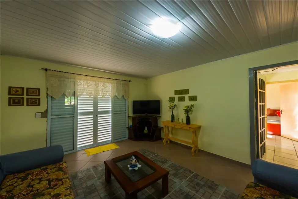 Foto 33 de Casa com 3 quartos à venda, 92m2 em Tramandai - RS