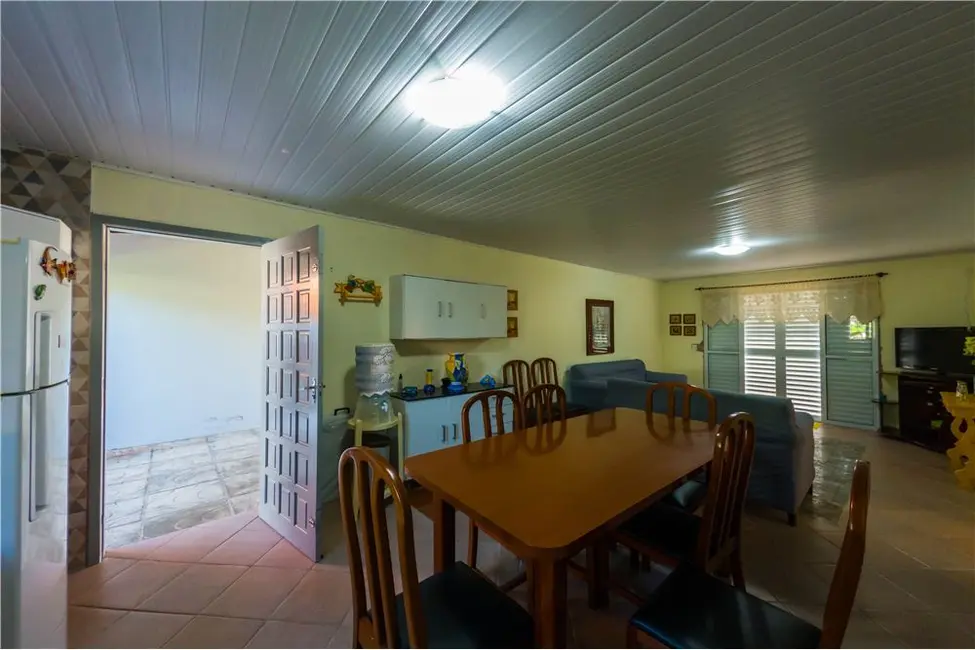 Foto 25 de Casa com 3 quartos à venda, 92m2 em Tramandai - RS