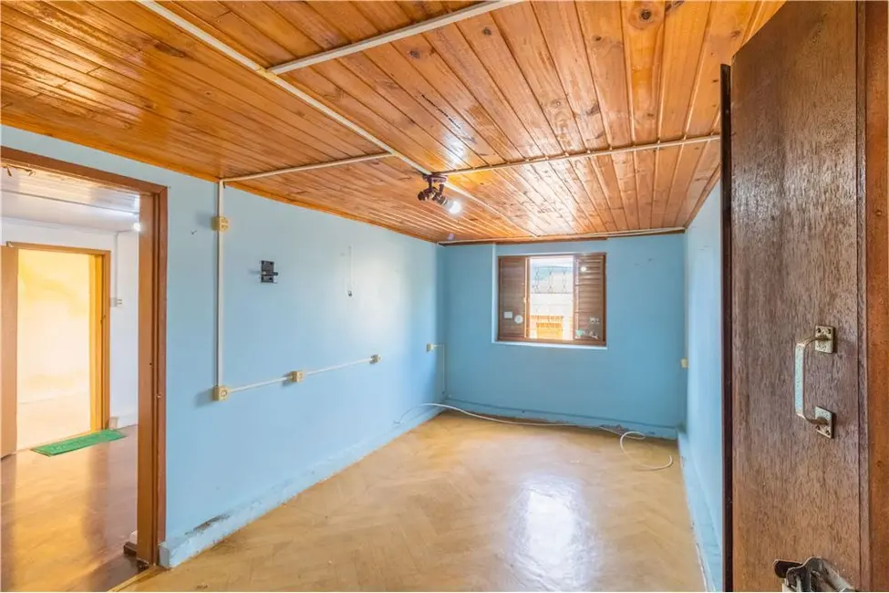 Casa com 5 quartos à venda, 150m2 em Partenon, Porto Alegre - RS - imagem 4 Foto 4 de Casa com 5 quartos à venda, 150m2 em Partenon, Porto Alegre - RS