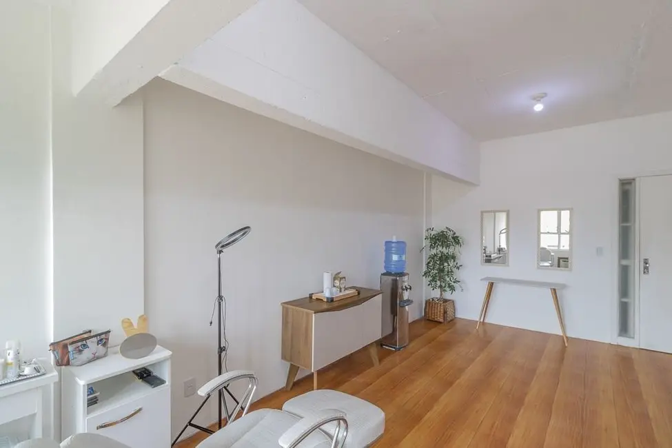 Foto 9 de Sala Comercial à venda, 28m2 em Partenon, Porto Alegre - RS