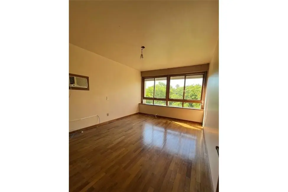 Apartamento com 3 quartos à venda, 234m2 em Farroupilha, Porto Alegre - RS - imagem 9 Foto 9 de Apartamento com 3 quartos à venda, 234m2 em Farroupilha, Porto Alegre - RS