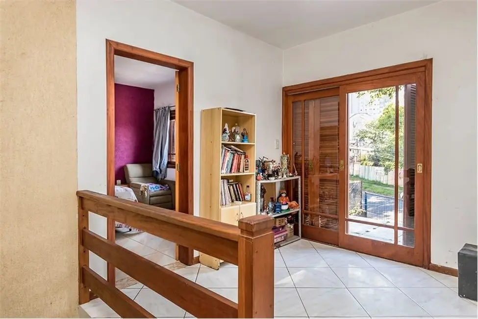 Foto 7 de Casa com 3 quartos à venda, 250m2 em Partenon, Porto Alegre - RS