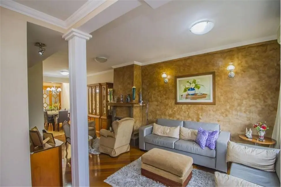 Casa com 3 quartos à venda, 167m2 em Ipanema, Porto Alegre - RS - imagem 3 Foto 3 de Casa com 3 quartos à venda, 167m2 em Ipanema, Porto Alegre - RS