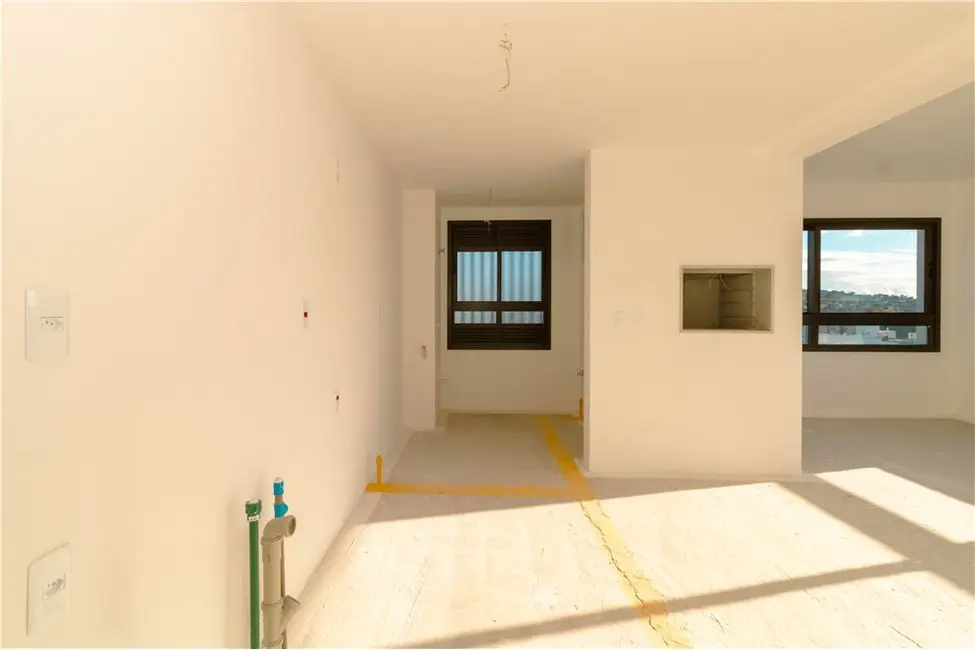 Apartamento com 3 quartos à venda, 110m2 em Menino Deus, Porto Alegre - RS - imagem 5 Foto 5 de Apartamento com 3 quartos à venda, 110m2 em Menino Deus, Porto Alegre - RS