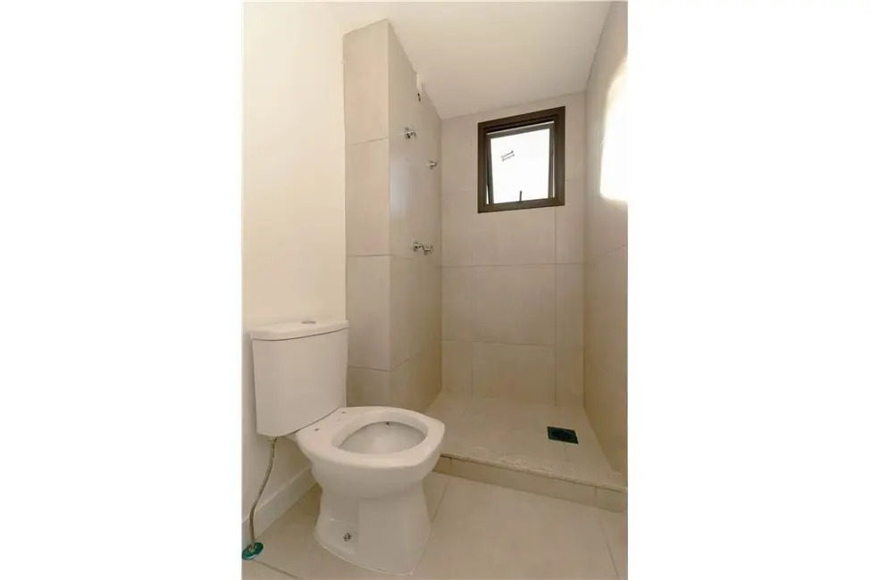 Apartamento com 3 quartos à venda, 110m2 em Menino Deus, Porto Alegre - RS - imagem 8 Foto 8 de Apartamento com 3 quartos à venda, 110m2 em Menino Deus, Porto Alegre - RS