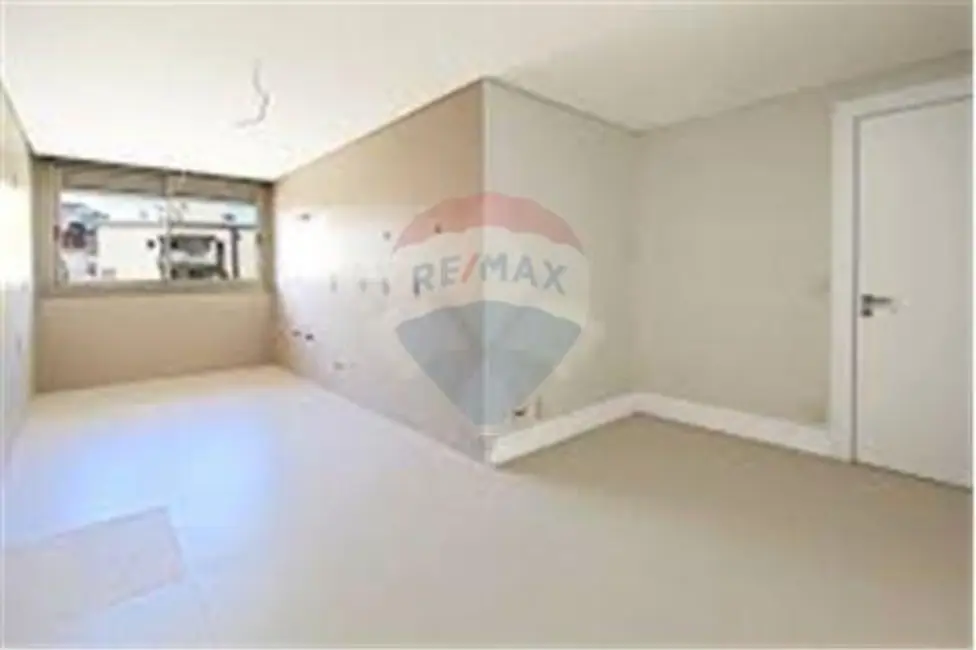 Apartamento com 3 quartos à venda, 388m2 em Moinhos de Vento, Porto Alegre - RS - imagem 5 Foto 5 de Apartamento com 3 quartos à venda, 388m2 em Moinhos de Vento, Porto Alegre - RS