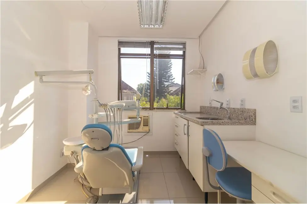 Foto 4 de Sala Comercial à venda, 40m2 em Petrópolis, Porto Alegre - RS