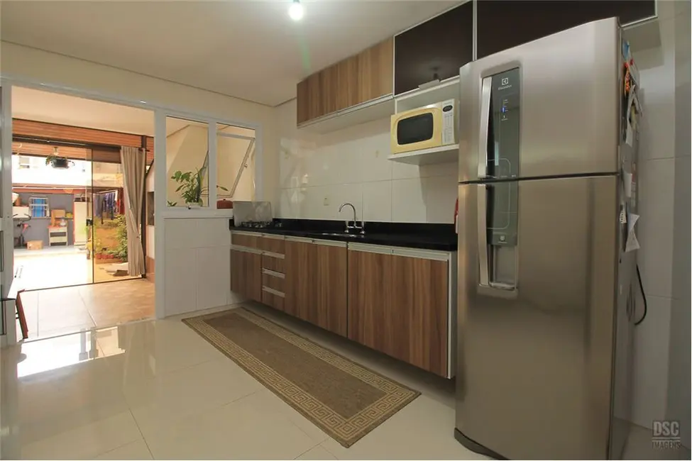 Foto 8 de Casa com 3 quartos à venda, 180m2 em Guarujá, Porto Alegre - RS