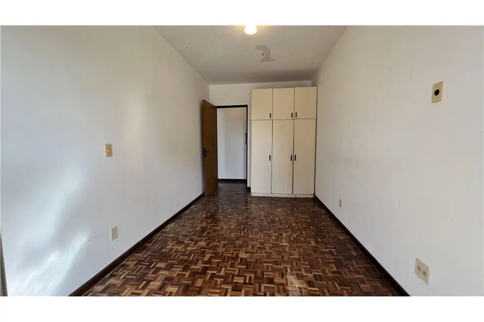 Apartamento com 4 quartos à venda, 197m2 em Centro, Tramandai - RS - imagem 9 Foto 9 de Apartamento com 4 quartos à venda, 197m2 em Centro, Tramandai - RS
