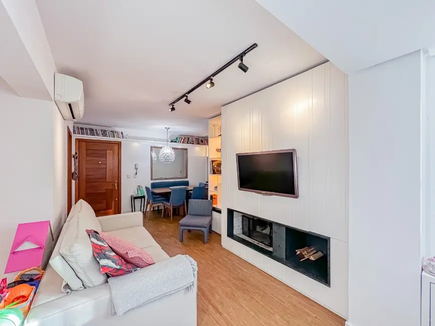 Apartamento com 2 quartos à venda, 94m2 em Moinhos de Vento, Porto Alegre - RS - imagem 4 Foto 4 de Apartamento com 2 quartos à venda, 94m2 em Moinhos de Vento, Porto Alegre - RS