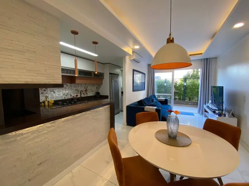 Foto 4 de Apartamento com 1 quarto à venda, 67m2 em São Sebastião, Porto Alegre - RS