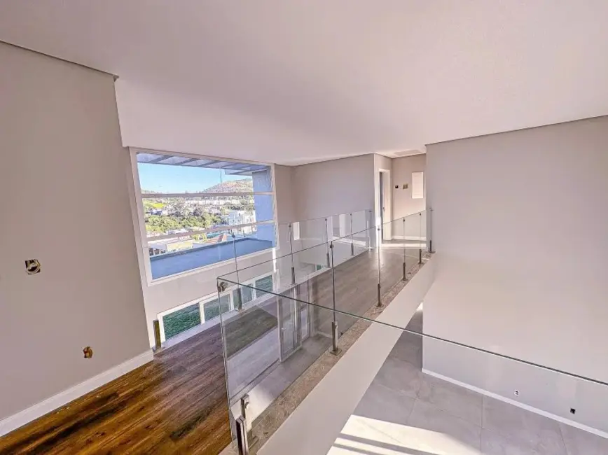 Foto 9 de Casa com 4 quartos à venda, 400m2 em Vila Nova, Porto Alegre - RS