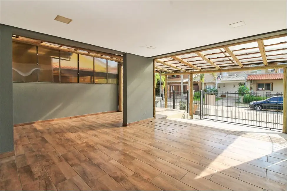 Casa com 3 quartos à venda, 150m2 em Hípica, Porto Alegre - RS - imagem 9 Foto 9 de Casa com 3 quartos à venda, 150m2 em Hípica, Porto Alegre - RS