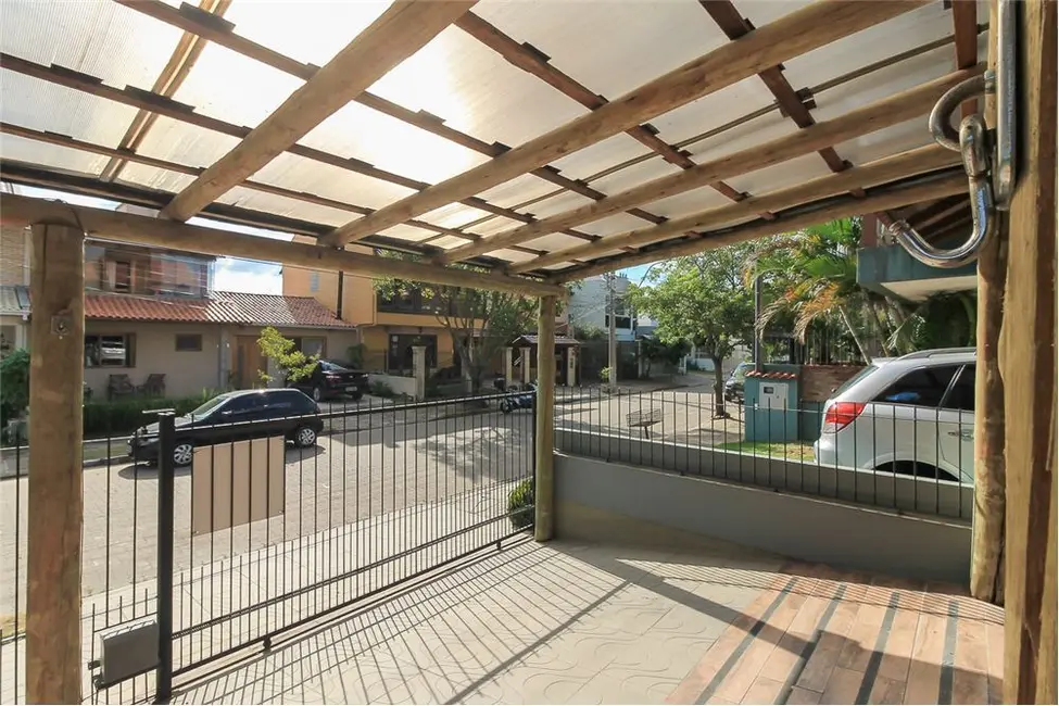 Casa com 3 quartos à venda, 150m2 em Hípica, Porto Alegre - RS - imagem 7 Foto 7 de Casa com 3 quartos à venda, 150m2 em Hípica, Porto Alegre - RS