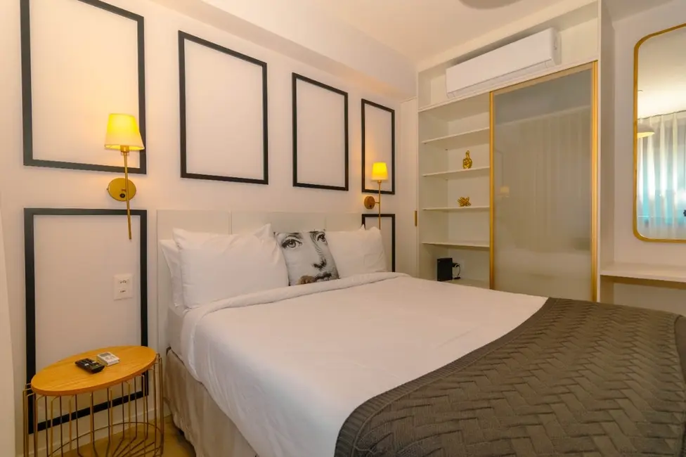 Foto 8 de Apartamento com 1 quarto à venda, 28m2 em Mont Serrat, Porto Alegre - RS