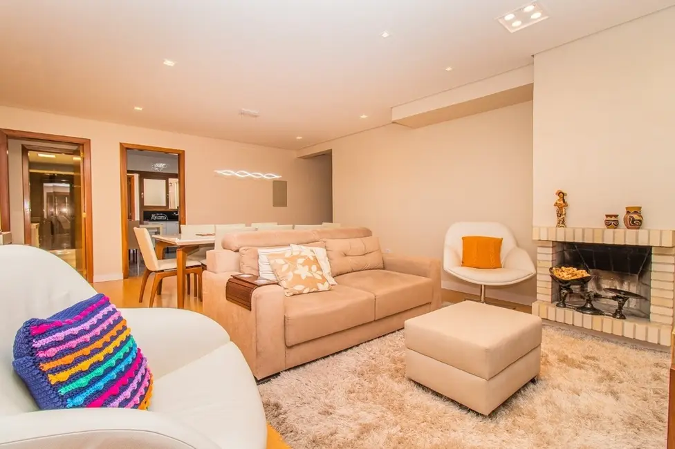 Foto 2 de Apartamento com 3 quartos à venda, 146m2 em Centro, Canoas - RS