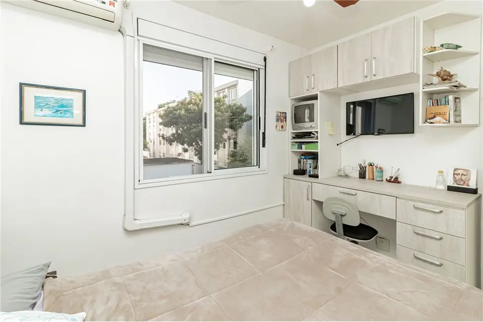 Foto 9 de Apartamento com 3 quartos à venda, 63m2 em Cristal, Porto Alegre - RS