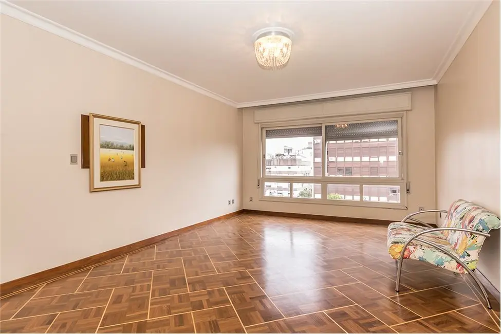 Apartamento com 4 quartos à venda, 215m2 em Menino Deus, Porto Alegre - RS - imagem 2 Foto 2 de Apartamento com 4 quartos à venda, 215m2 em Menino Deus, Porto Alegre - RS