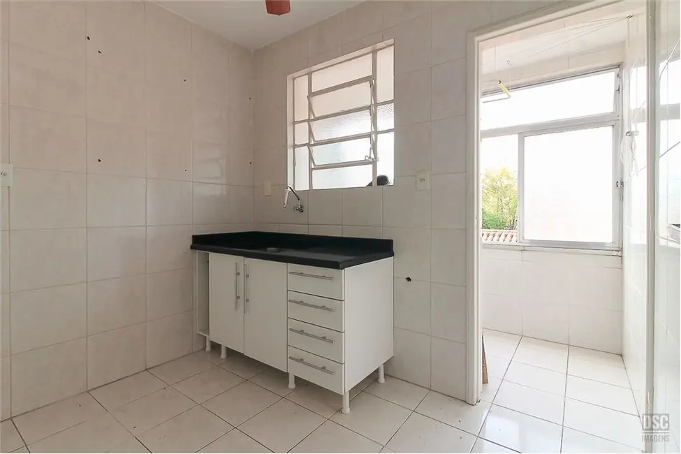 Foto 3 de Apartamento com 2 quartos à venda, 63m2 em Teresópolis, Porto Alegre - RS