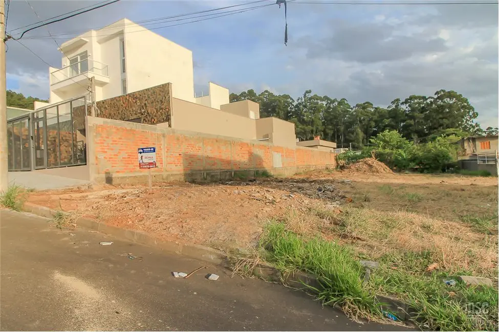 Foto 2 de Terreno / Lote à venda, 403m2 em Espírito Santo, Porto Alegre - RS